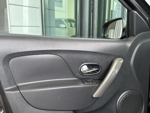 Хетчбэк Renault Sandero Stepway 2018 года, 899000 рублей, Уфа
