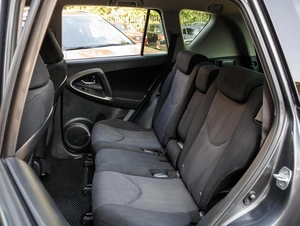 Внедорожник Toyota RAV4 2011 года, 1199000 рублей, Большой Сочи