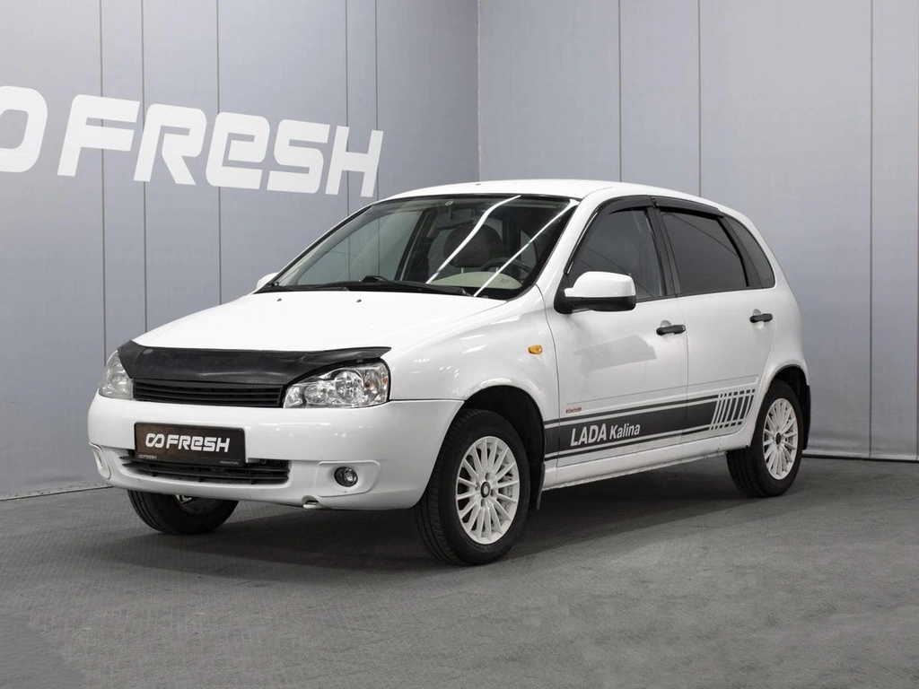 Хетчбэк ВАЗ (LADA) Kalina 2011 года, 255000 рублей, Омск