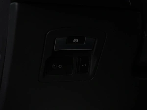 Внедорожник Land Rover Range Rover Velar 2019 года, 4047196 рублей, Москва