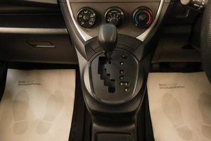 Хетчбэк Toyota Ractis 2013 года, 889000 рублей, Челябинск