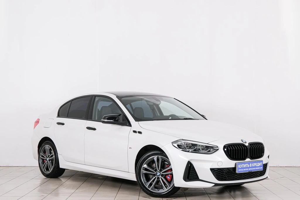Хетчбэк BMW 1 серия 2022 года, 2250000 рублей, Красноярск