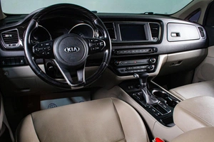 Минивэн Kia Carnival 2019 года, 2789000 рублей, Сургут