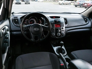 Седан Kia Cerato 2010 года, 849000 рублей, Волгоград