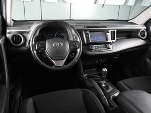 Внедорожник Toyota RAV4 2017 года, 2229000 рублей, Аксай
