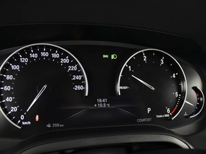 Седан BMW 3 серия 2019 года, 3699000 рублей, Омск