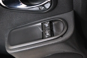 Внедорожник Nissan Terrano 2018 года, 1599000 рублей, Омск