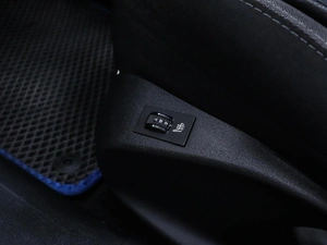 Хетчбэк Peugeot 208 2013 года, 720000 рублей, Красноярск