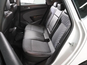 Хетчбэк Opel Astra 2013 года, 799000 рублей, Воронеж