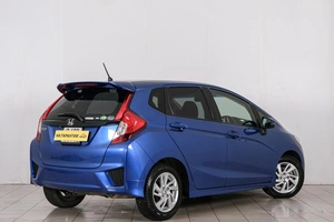 Хетчбэк Honda Fit 2013 года, 1069000 рублей, Красноярск