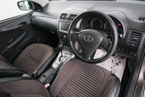 Универсал Toyota Corolla 2011 года, 889000 рублей, Красноярск