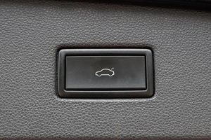 Внедорожник Volkswagen Tiguan 2020 года, 4299000 рублей, Ульяновск