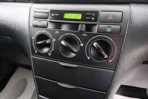 Хетчбэк Toyota Allex 2003 года, 679000 рублей, Красноярск