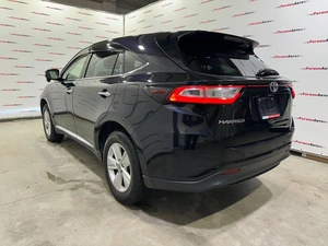 Внедорожник Toyota Harrier 2018 года, 2930000 рублей, Красноярск