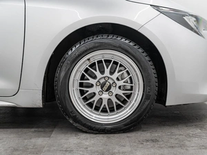 Хетчбэк Toyota Corolla 2020 года, 1900000 рублей, Красноярск