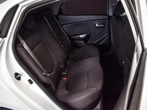 Седан Kia Rio 2015 года, 970000 рублей, Муром