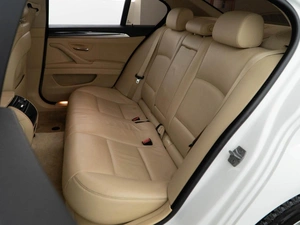 Седан BMW 5 серия 2013 года, 2132444 рублей, Москва