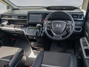 Минивэн Honda Stepwgn Spada 2015 года, 1765000 рублей, Краснодар