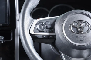 Минивэн Toyota Roomy 2020 года, 1499000 рублей, Новосибирск