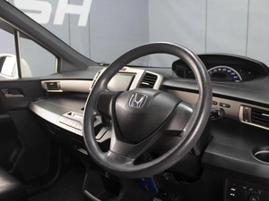 Минивэн Honda Freed 2011 года, 1260000 рублей, Омск