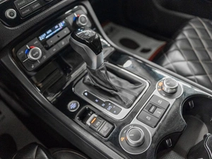 Внедорожник Volkswagen Touareg 2017 года, 3400000 рублей, Красноярск