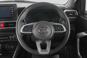 Внедорожник Toyota Raize 2020 года, 1769000 рублей, Кемерово