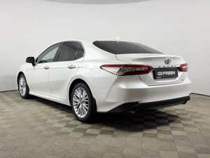 Седан Toyota Camry 2020 года, 3657900 рублей, Казань
