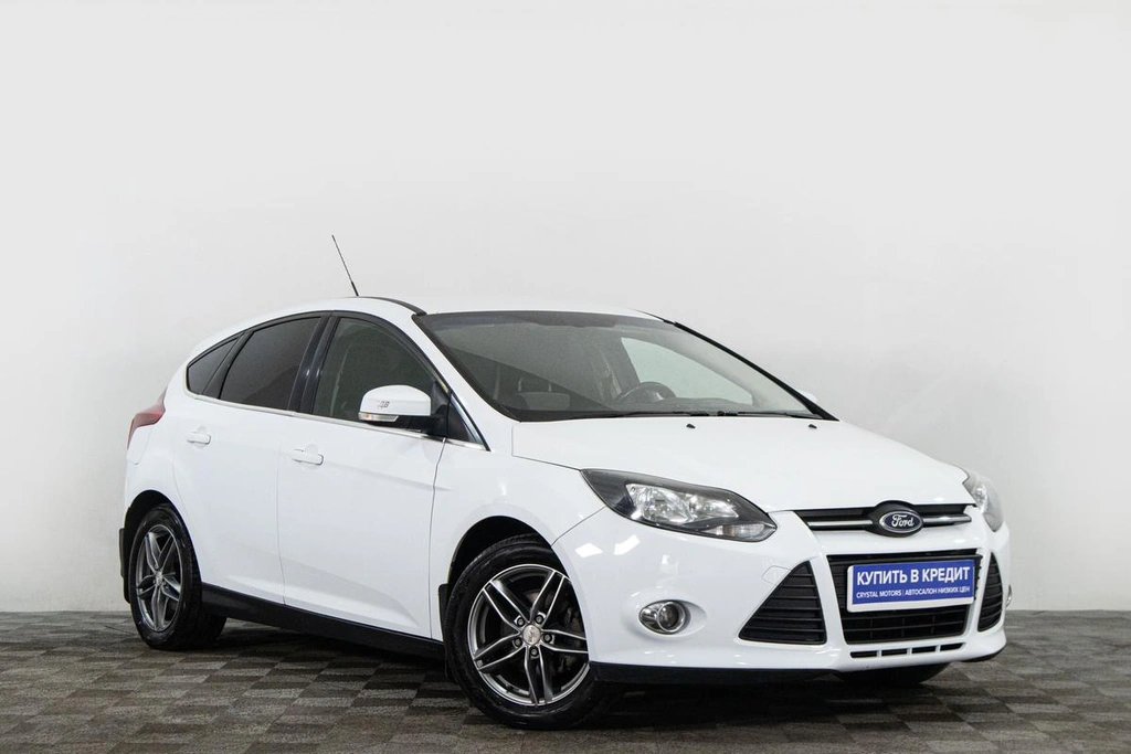 Хетчбэк Ford Focus 2012 года, 699000 рублей, Сургут