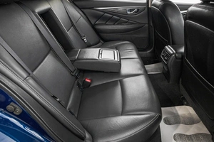 Седан Infiniti Q50 2017 года, 1849000 рублей, Барнаул