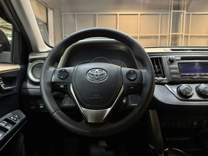 Внедорожник Toyota RAV4 2013 года, 1897000 рублей, Красноярск