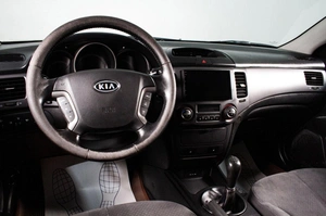 Седан Kia Magentis 2009 года, 649000 рублей, Сургут