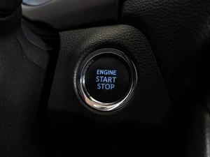 Внедорожник Toyota RAV4 2020 года, 3050000 рублей, Краснодар