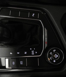Внедорожник Volkswagen Tiguan 2020 года, 2497000 рублей, Красноярск