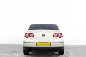 Седан Volkswagen Passat 2007 года, 689000 рублей, Барнаул