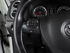 Внедорожник Volkswagen Tiguan 2010 года, 1199000 рублей, Воронеж