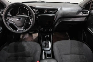 Хетчбэк Kia Rio 2015 года, 1049000 рублей, Новокузнецк