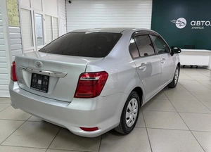Седан Toyota Corolla Axio 2017 года, 980000 рублей, Ачинск