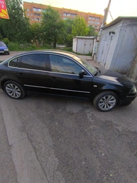 Седан Volkswagen Passat 2003 года, 299000 рублей, Красноярск