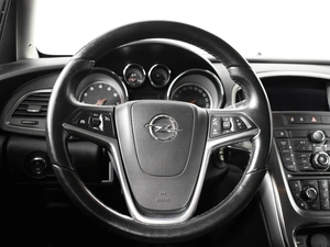 Хетчбэк Opel Astra 2011 года, 779900 рублей, Казань