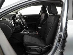 Хетчбэк Kia Ceed 2018 года, 1674444 рублей, Москва