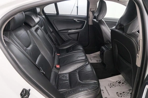 Седан Volvo S60 2013 года, 1359000 рублей, Красноярск