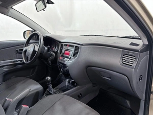 Седан Kia Rio 2010 года, 649000 рублей, Орёл