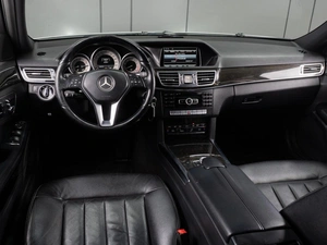 Седан Mercedes-benz E-класс 2013 года, 2569000 рублей, Тюмень