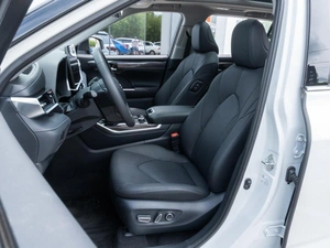 Внедорожник Toyota Highlander 2025 года, 5460000 рублей, Волгоград