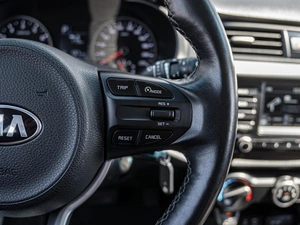 Хетчбэк Kia Rio X-Line 2019 года, 1265000 рублей, Краснодар