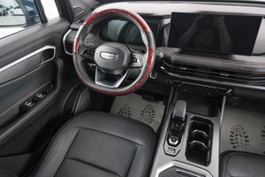 Внедорожник Geely Okavango 2024 года, 3619000 рублей, Красноярск