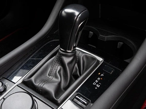 Хетчбэк Mazda 3 2019 года, 1820000 рублей, Краснодар