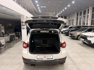 Внедорожник Volkswagen Tiguan 2011 года, 1135000 рублей, Орёл