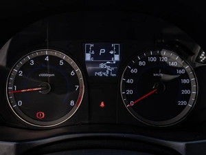 Седан Hyundai Solaris 2016 года, 985000 рублей, Краснодар