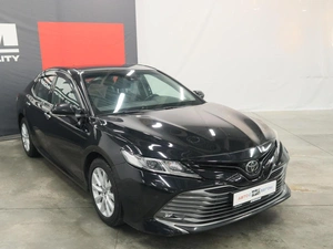 Седан Toyota Camry 2018 года, 3270000 рублей, Курск